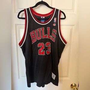 Vintage Champion Jordan 23 Bulls Jersey in Black with Red Accents